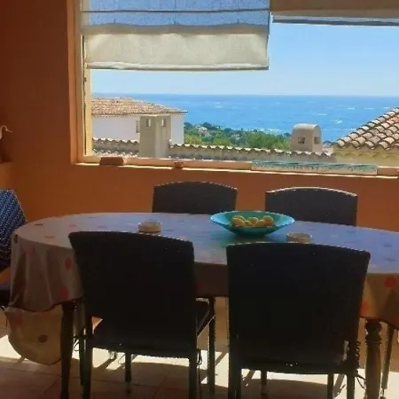 Maison Sainte-maxime, 5 Pieces, 8 Personnes - Fr-1-226-432 Nyaraló